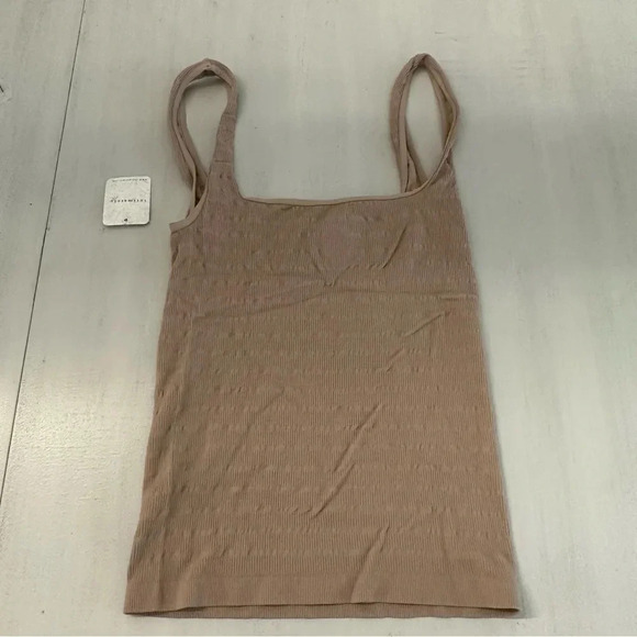 Free People Intimately Women’s Square One Seamless Cami in Nude Size M/L NWT - Picture 7 of 7